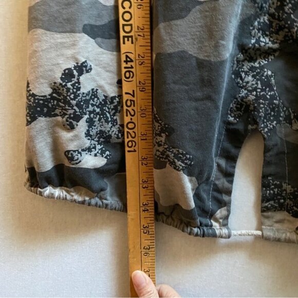 Gigi Moda Camo hooded open front cotton cardigan Sz One Size 22” PTP - Picture 11 of 11